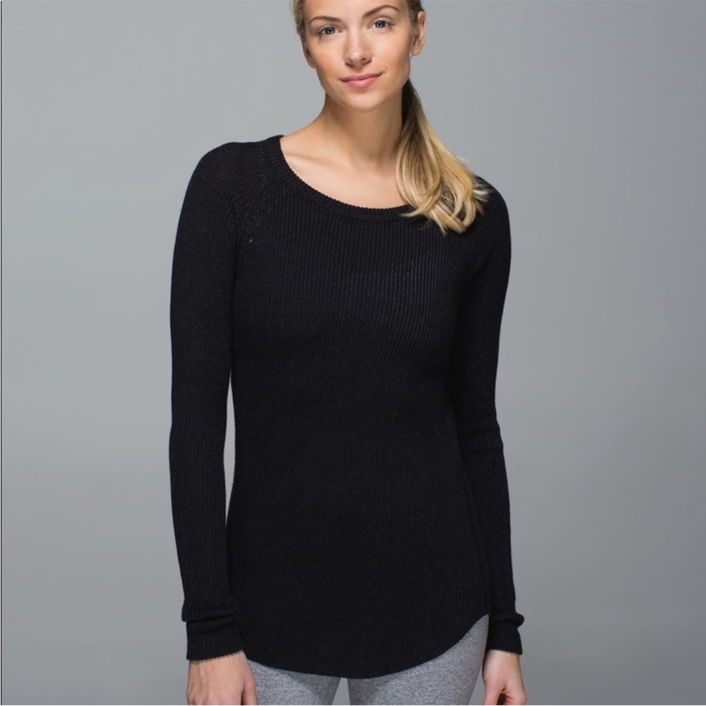 lululemon athletica Cabin Yogu Sweater Size 2